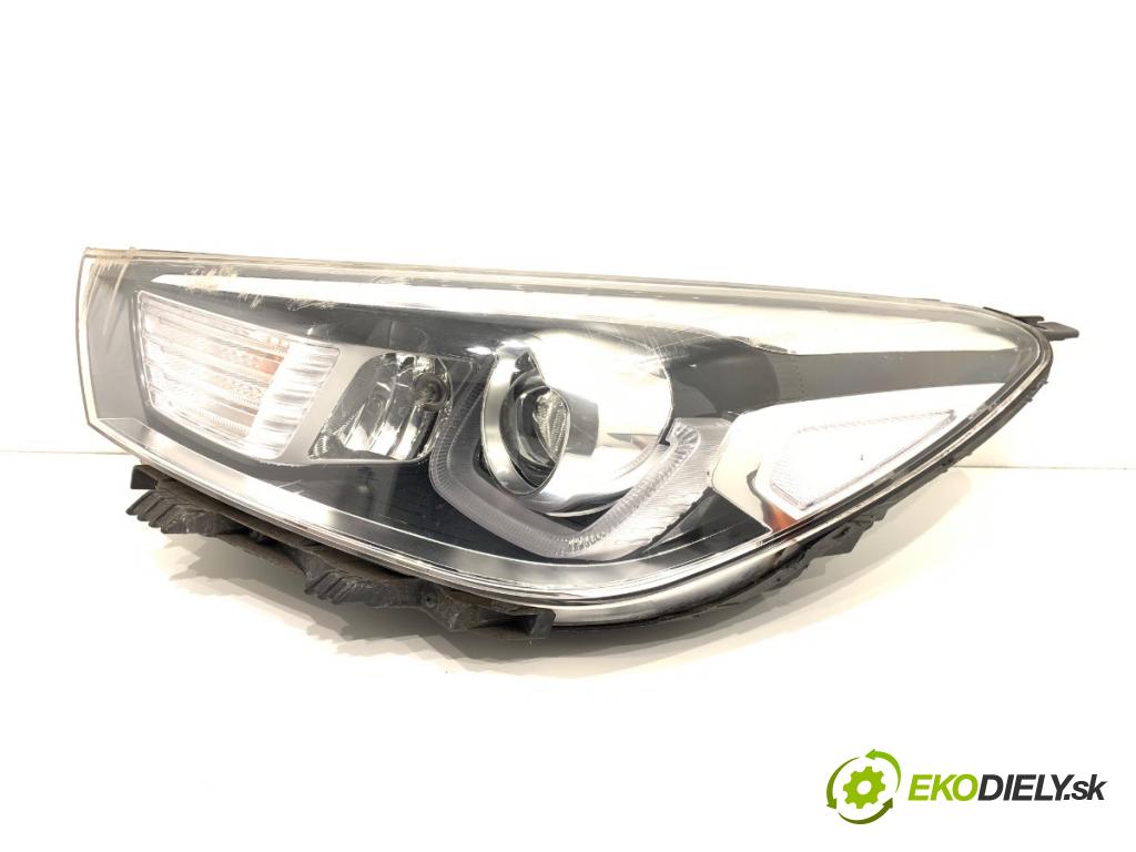 KIA RIO IV liftback 2017 73 kW 1.4 1368 světlomet levý přední část 92101-H8