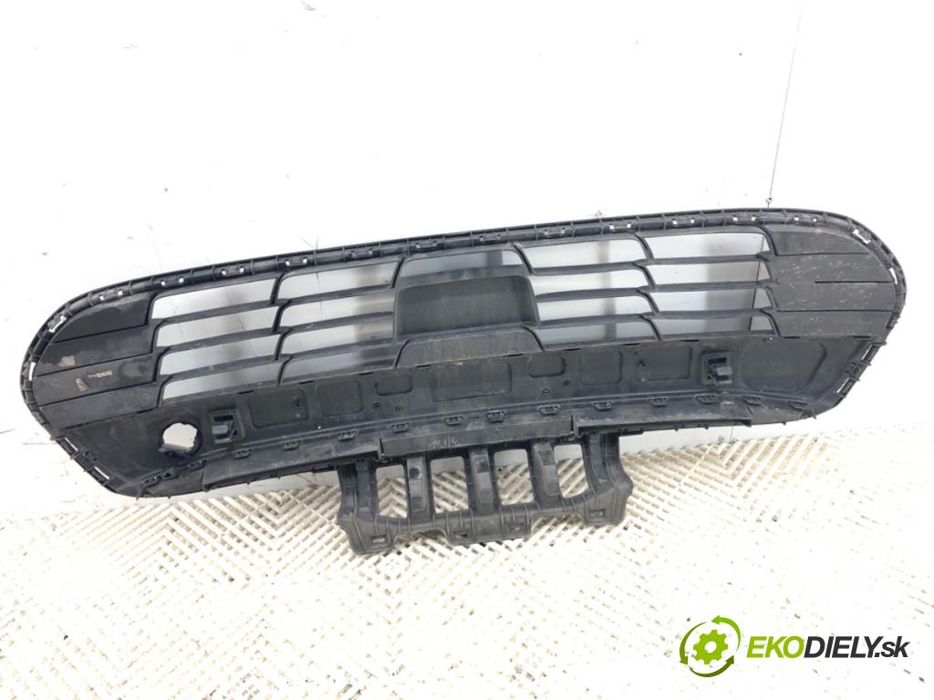 KIA RIO IV liftback 2017 73 kW 1.4 1368 Mriežky nárazníka predný 86562-H8030 (Mriežka predná (maska chladiča))