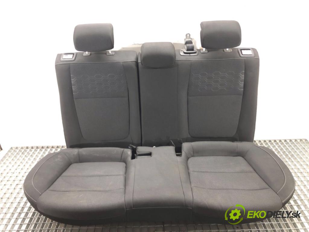 KIA RIO IV liftback 2017 73 kW 1.4 1368 Sedadlo druhý rad 