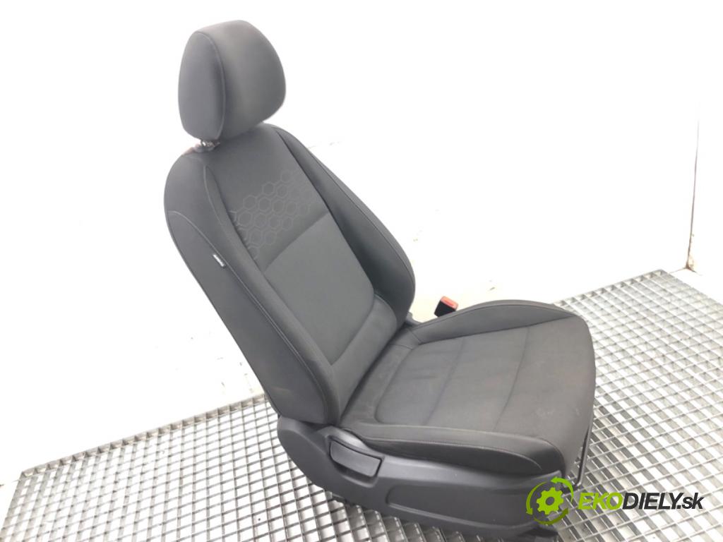 KIA RIO IV liftback 2017 73 kW 1.4 1368 Sedadlo pravy predný