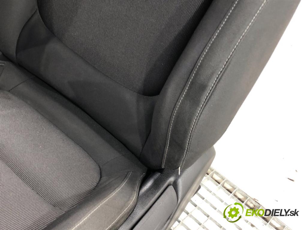 KIA RIO IV liftback 2017 73 kW 1.4 1368 Sedadlo ľavy predný