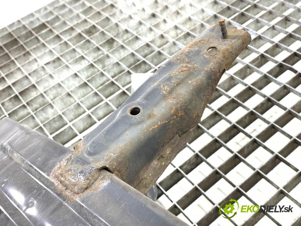 KIA RIO IV liftback 2017 73 kW 1.4 1368 výztuha nárazníka přední část  (Výztuhy přední)