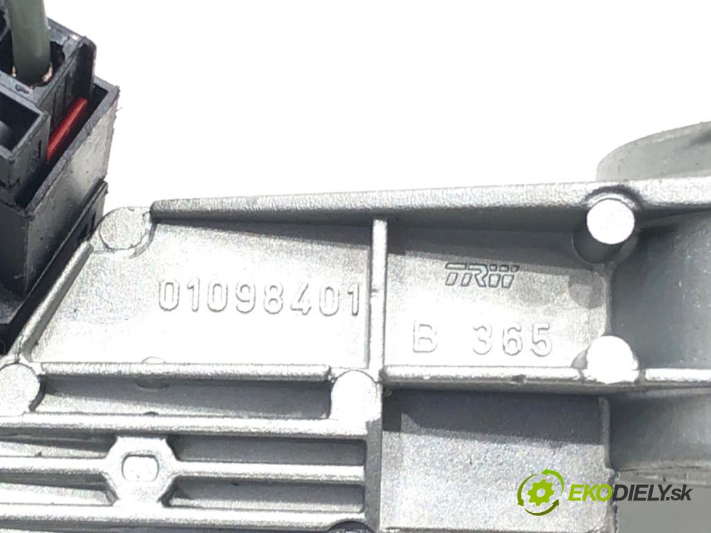 ALFA ROMEO GIULIETTA liftback 2011 77 kW 1.6 JTDM (940FXD1A) 1598 spinačka 01098401 (Spínacia skrinka)