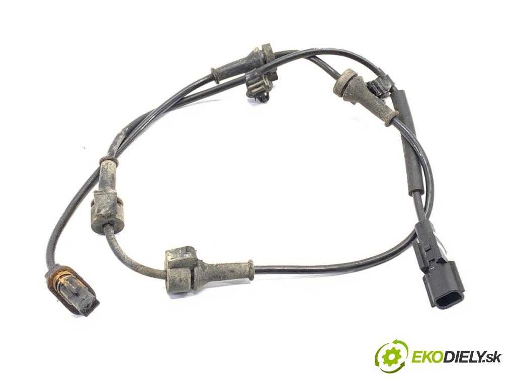 SUZUKI S-CROSS SUV 2024 95 kW 1.4 Hybrid AllGrip 1373 Snímač ABS pravy predný 