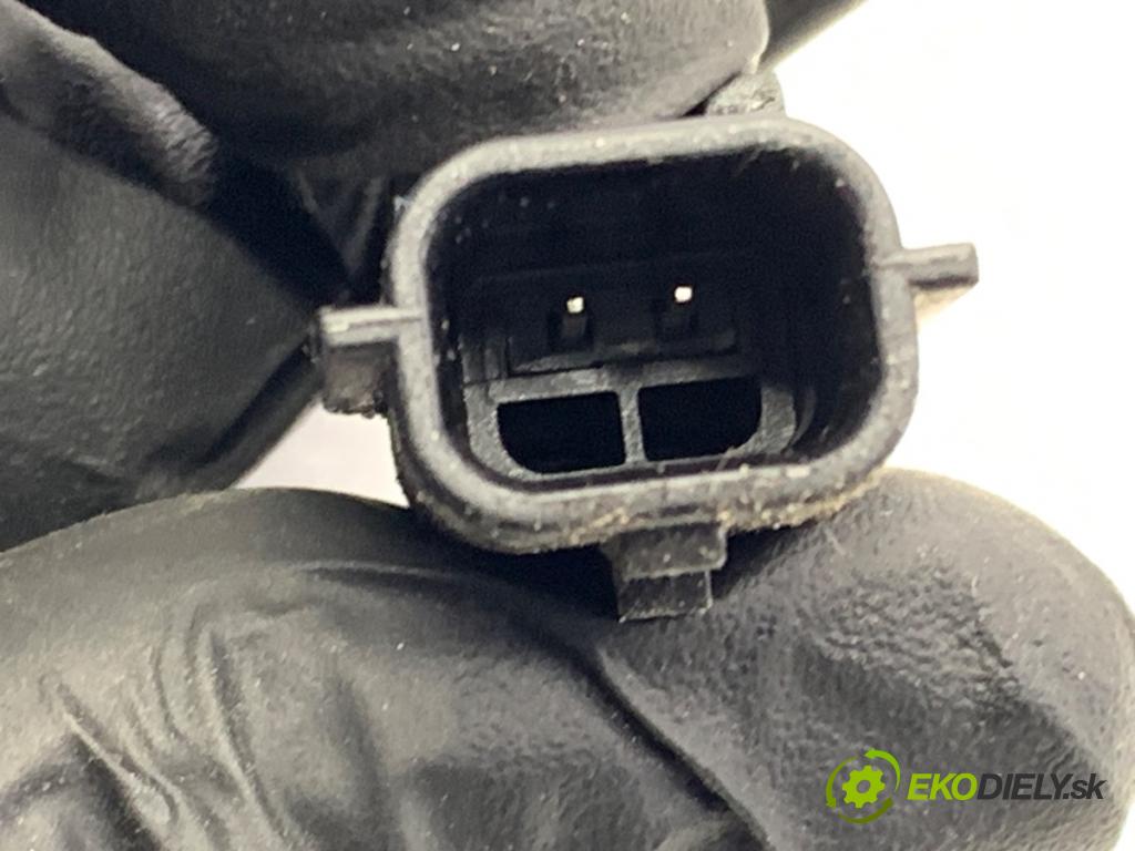 SUZUKI S-CROSS SUV 2024 95 kW 1.4 Hybrid AllGrip 1373 Snímač ABS pravy predný