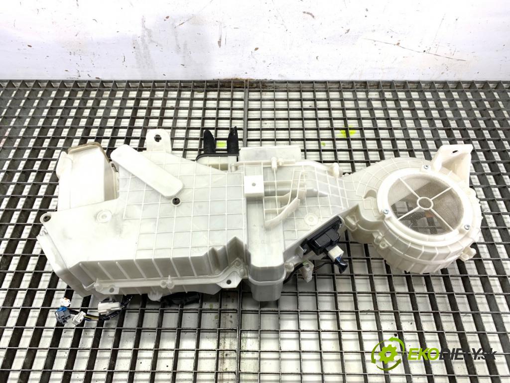 MAZDA CX-9 SUV 2012 204 kW 3.7 3726 topné těleso radiátor topení KOMBAJN zadní část TD116187X