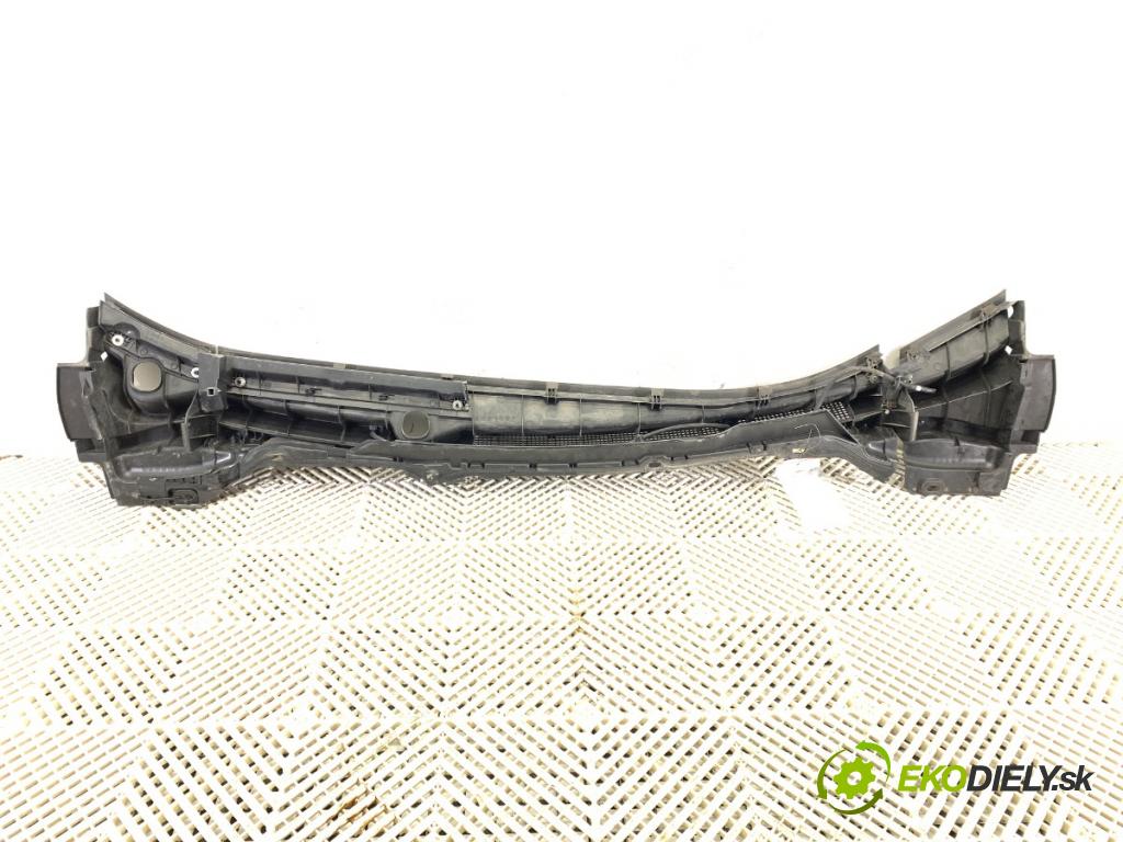 MAZDA CX-9 SUV 2012 204 kW 3.7 3726 torpédo plast pod čelní okno TD12507P1 (Torpéda)