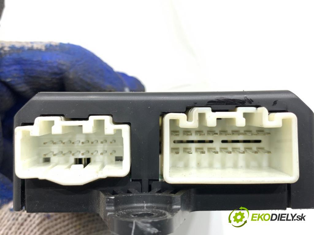 MAZDA CX-9 SUV 2012 204 kW 3.7 3726 Modul pamäte sedačky TE69675J0A