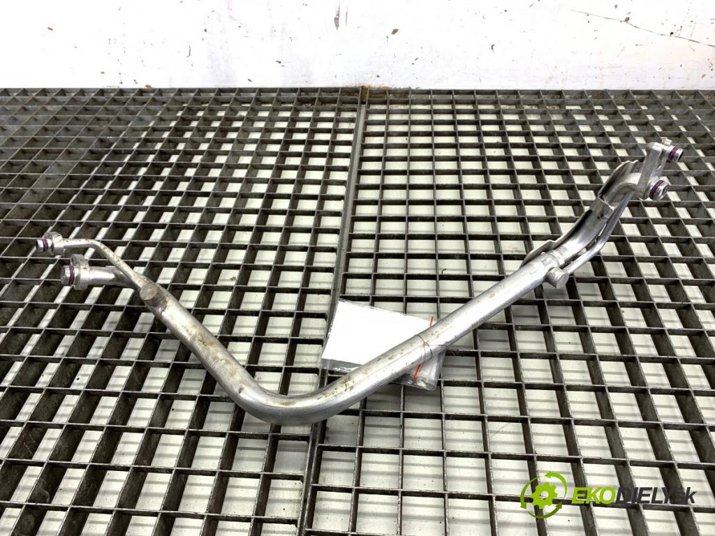 SKODA KAROQ SUV 2018 85 kW 1.6 TDI 1598 rúrka klimatizácie 5Q1816738H (Rúrka klimatizácie)