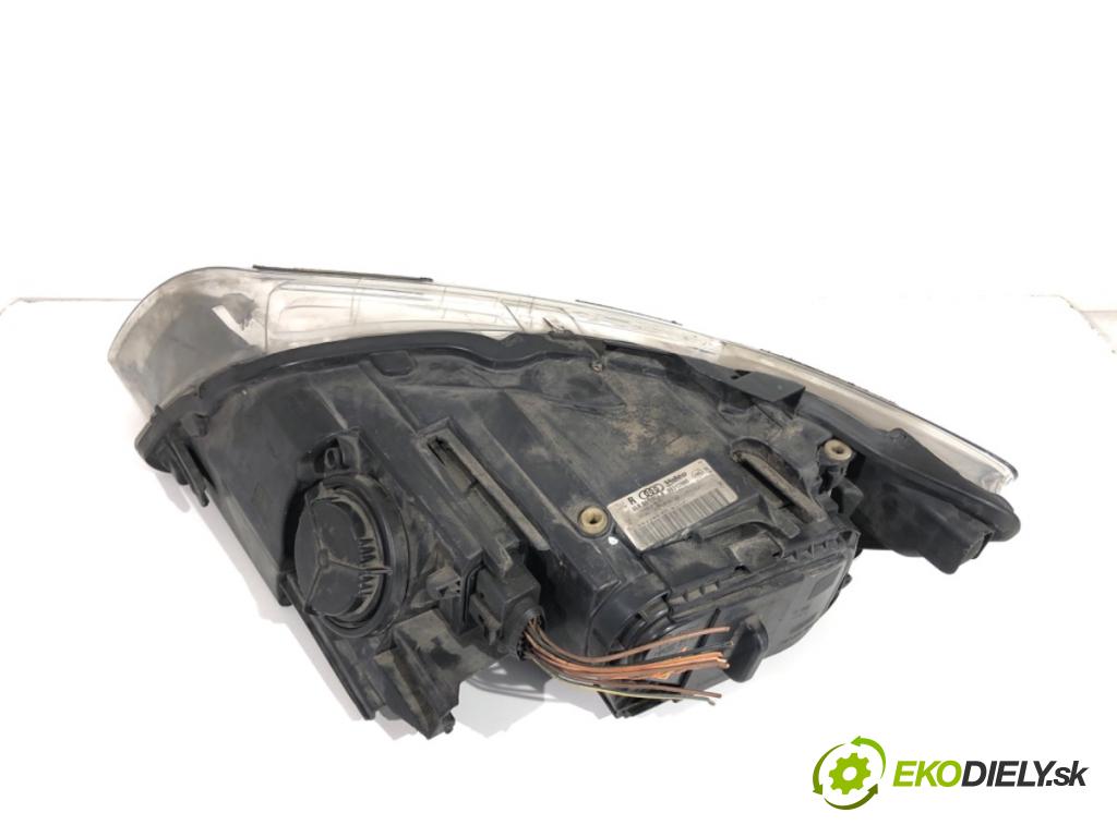 AUDI Q7 4L SUV 2008 240 kW 4.2 TDI quattro 4134 světlomet pravý přední část XENON 4L0941004B