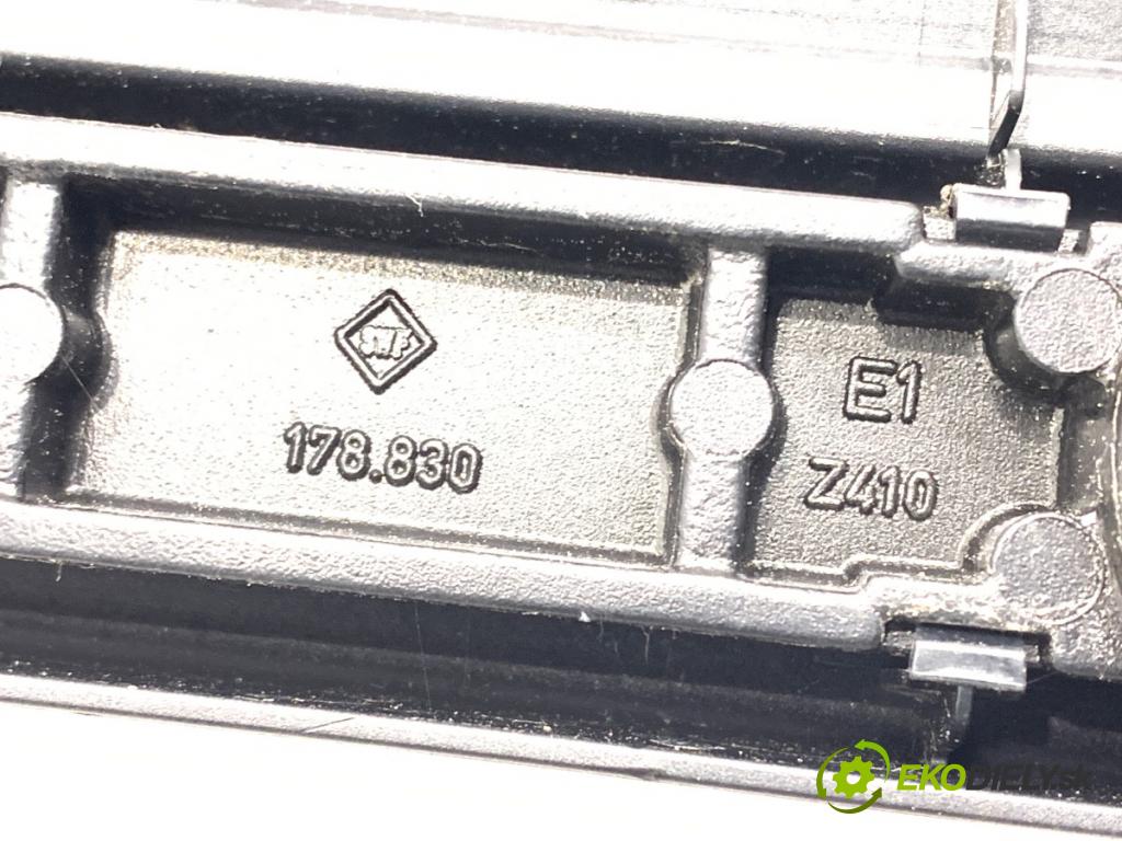 AUDI Q7 4L SUV 2008 240 kW 4.2 TDI quattro 4134 ramena stěrače pravý přední část