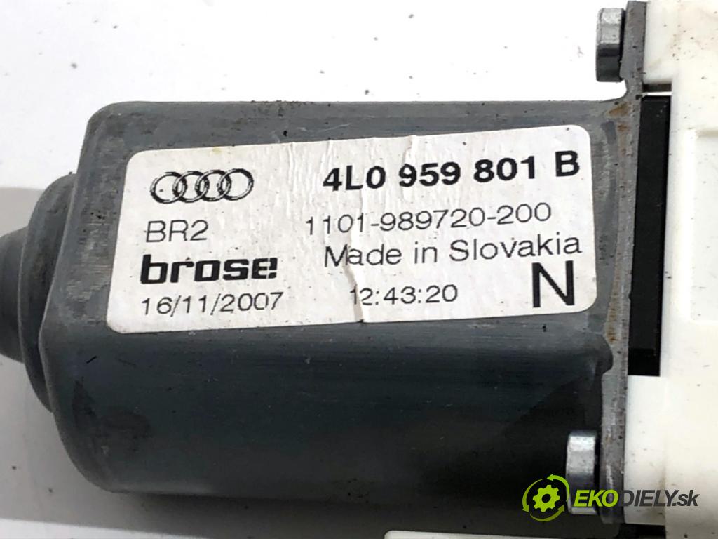 AUDI Q7 4L SUV 2008 240 kW 4.2 TDI quattro 4134 mechanismus okna levý přední část 4L0959801B