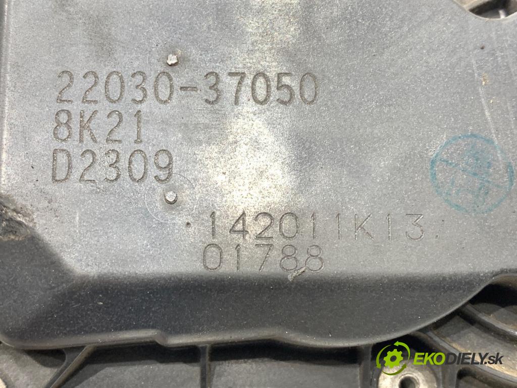 TOYOTA AVENSIS T27 Kombi 2009 112 kW 2.0 (ZRT272_) 1987 Škrtiaca klapka 22030-37050 (Škrtiaca klapka)