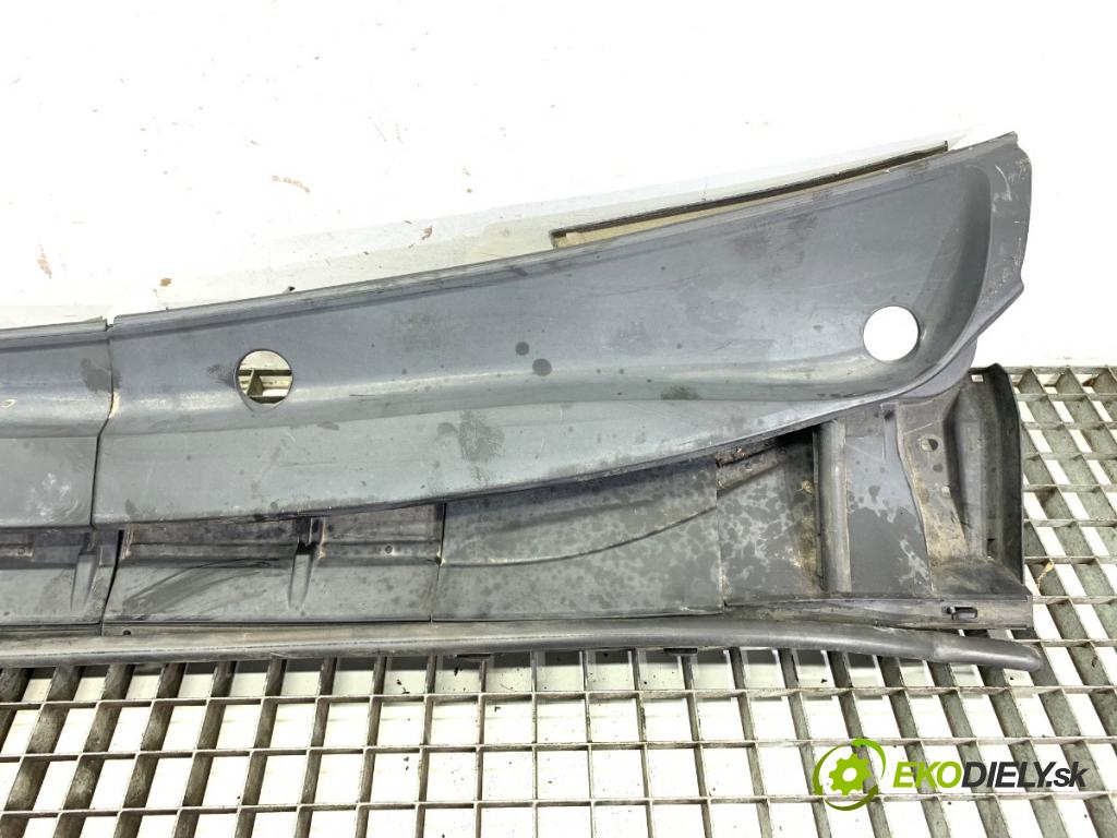 TOYOTA AVENSIS T27 Kombi 2009 112 kW 2.0 (ZRT272_) 1987 Torpédo, plast pod čelné okno 55709-05090 (Torpédo (plast pod čelným sklom))