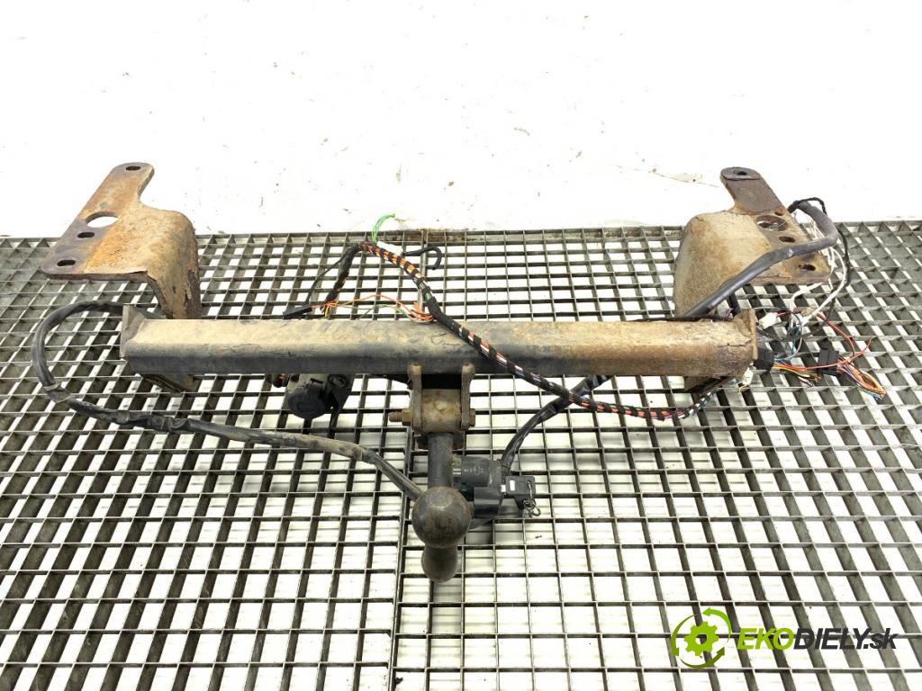 TOYOTA AVENSIS T27 Kombi 2009 112 kW 2.0 (ZRT272_) 1987 Hák tažné zařízení  (Tažná zařízení)