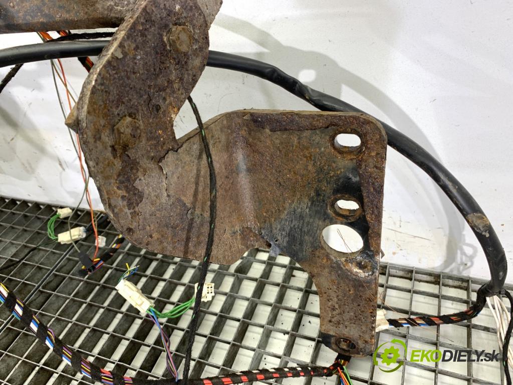 TOYOTA AVENSIS T27 Kombi 2009 112 kW 2.0 (ZRT272_) 1987 Hák tažné zařízení  (Tažná zařízení)