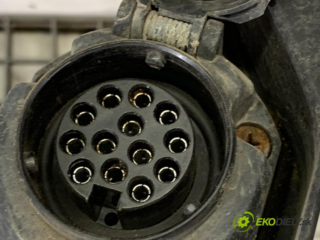 TOYOTA AVENSIS T27 Kombi 2009 112 kW 2.0 (ZRT272_) 1987 Hák tažné zařízení  (Tažná zařízení)