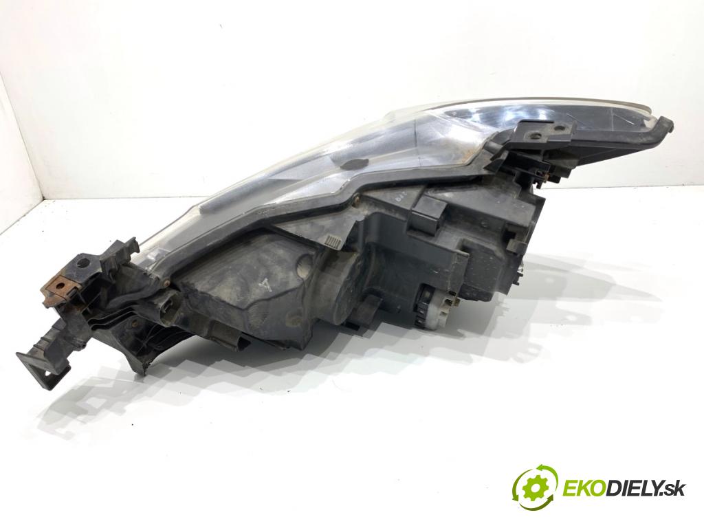 MAZDA 6 GJ Kombi 2013 129 kW 2.2 D (GJ2FW) 2191 světlomet pravý přední část XENON