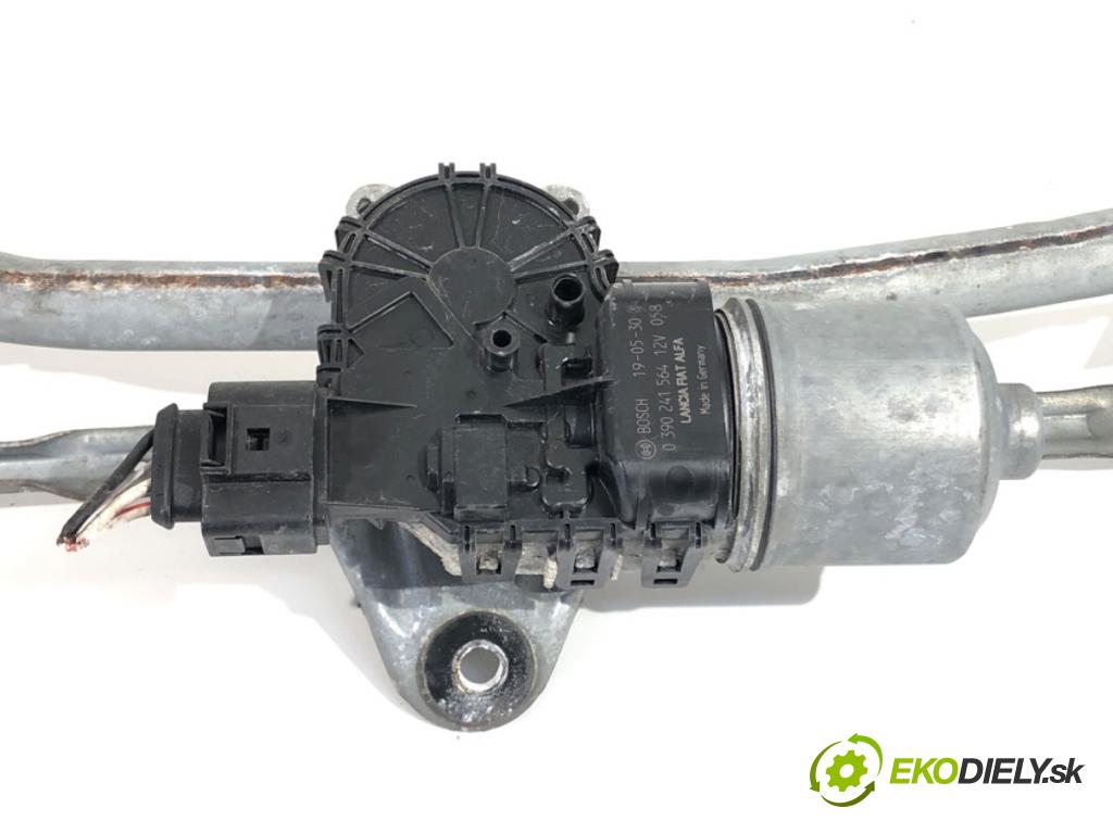 FIAT DOBLO II Autobus 2019 74 kW 1.6 D Multijet (263AXE1B) 1598 Mechanizmus stieračov predný 51810592 (Motorček stieračov predný)