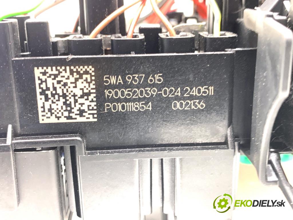 SKODA 2.0 TSI  2024 195 kW 2.0 TSI 195 kW [265 KM] benzyna 2023 - 1984 Skrinka poistková 5WA937615 (Poistková skrinka)