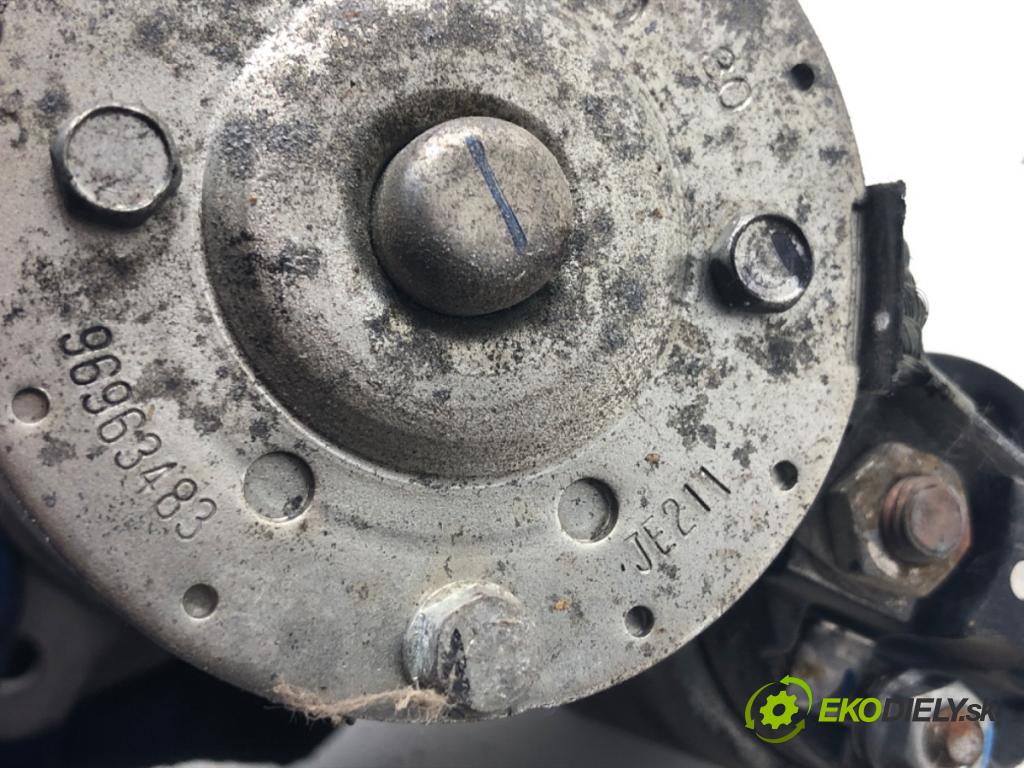 CHEVROLET AVEO II liftback 2009 62 kW 1.2 1206 Štartér 96963483 (Štartér)