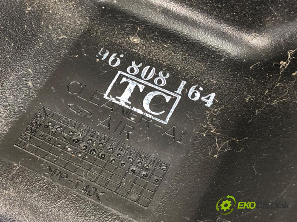 CHEVROLET AVEO II liftback 2009 62 kW 1.2 1206 Obal filtra vzduchu 96808164 (Obal filtra vzduchu)