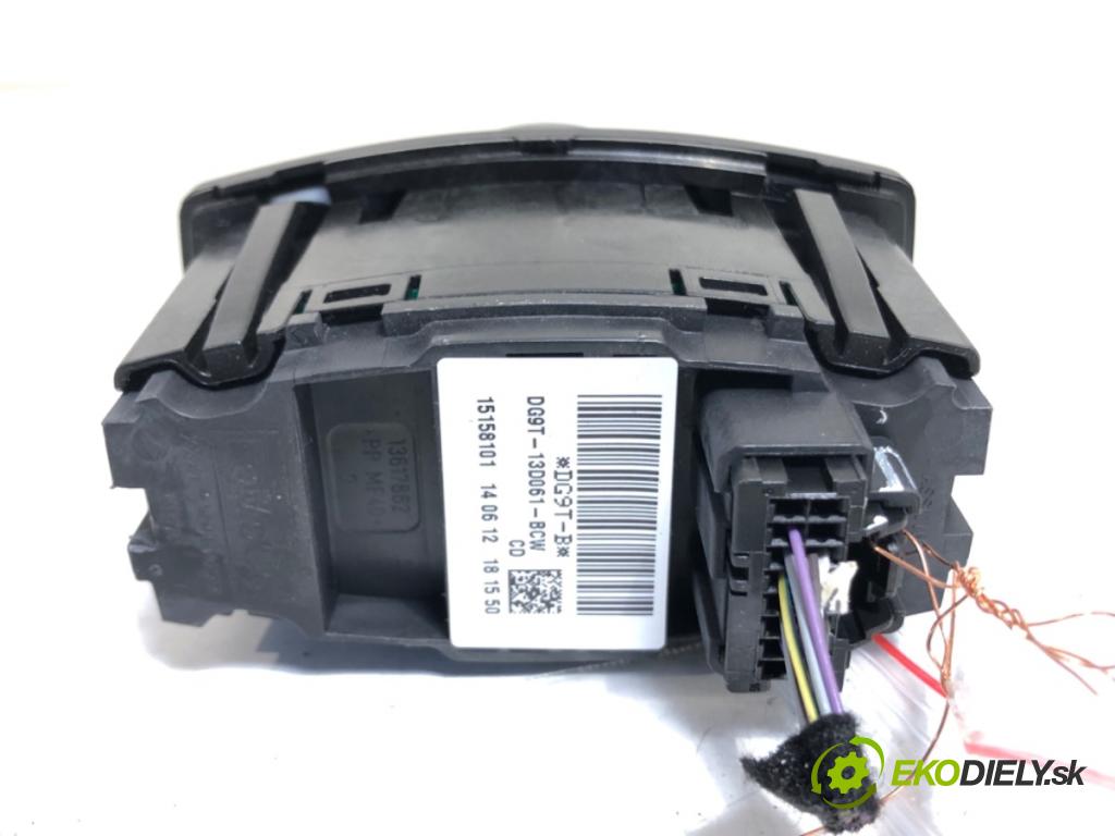 FORD MONDEO MK5 sedan 2014 130 kW 2.0 Hybrid 1999 spínač světel DG9T-13D061-BCW