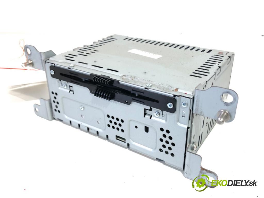 FORD MONDEO MK5 sedan 2014 130 kW 2.0 Hybrid 1999 RADIO DS7T-19C107-BM (Audio zariadenie)