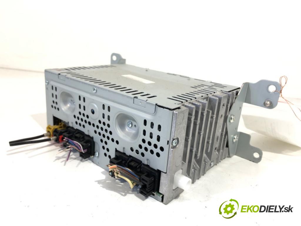 FORD MONDEO MK5 sedan 2014 130 kW 2.0 Hybrid 1999 RADIO DS7T-19C107-BM (Audio zariadenie)