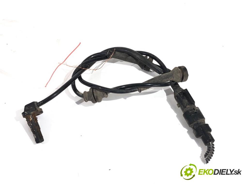 FIAT DOBLO II Autobus 2019 74 kW 1.6 D Multijet (263AXE1B) 1598 snímač ABS levý přední část 