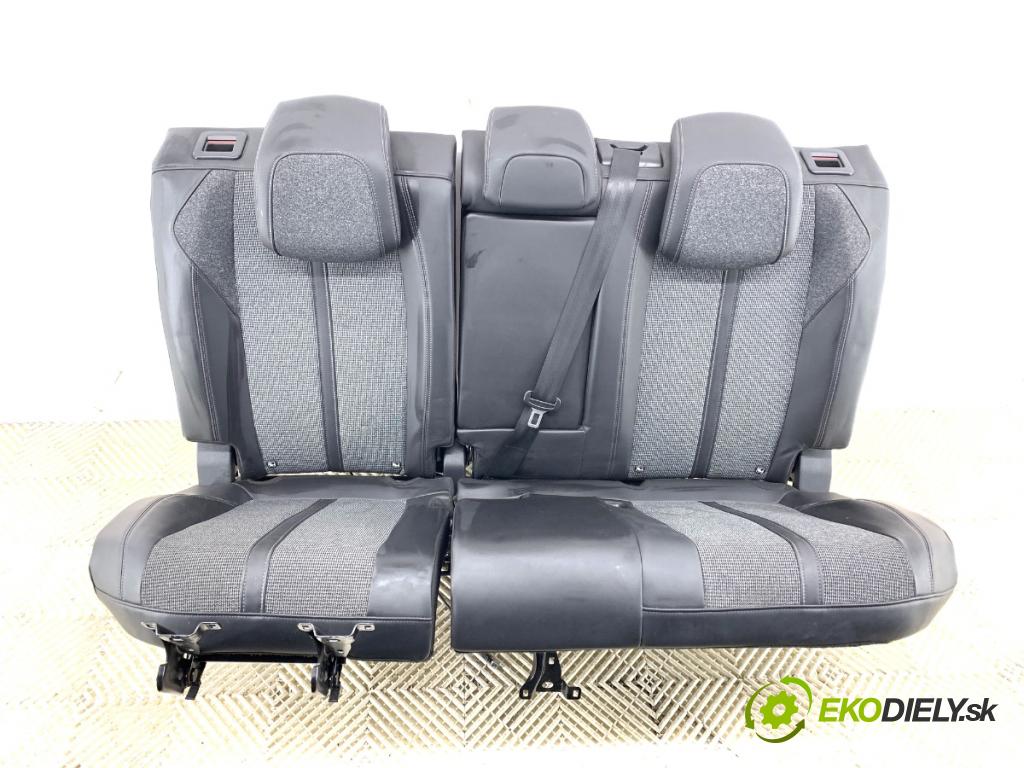 PEUGEOT 3008 SUV 2018 96 kW 1.5 BlueHDi 130 1499 Sedadlo druhý rad 