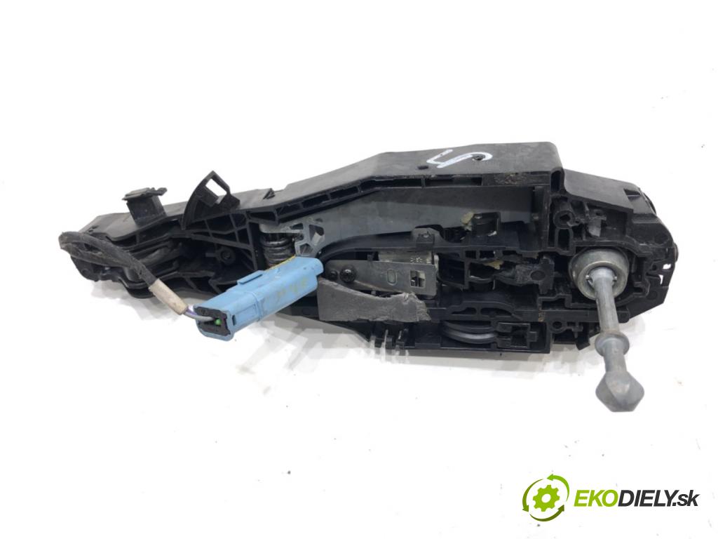 PEUGEOT 3008 SUV 2018 96 kW 1.5 BlueHDi 130 1499 Kľučka vonkajšia ľavy predný