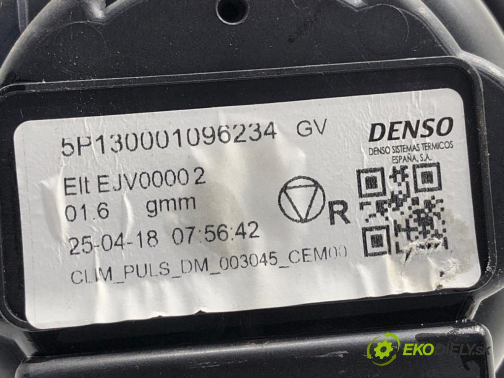 PEUGEOT 3008 SUV 2018 96 kW 1.5 BlueHDi 130 1499 topení EJV00002