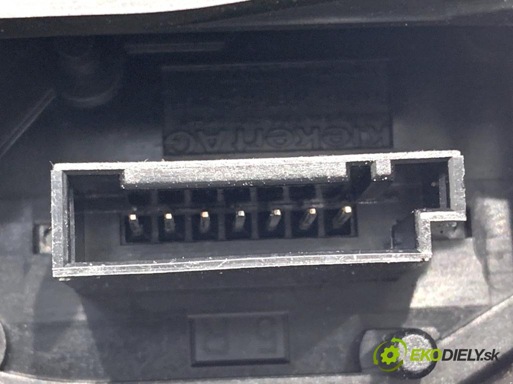 BMW E60 sedan 2003 125 kW 520 i 2171 zámok dveře pravý přední část 7036170