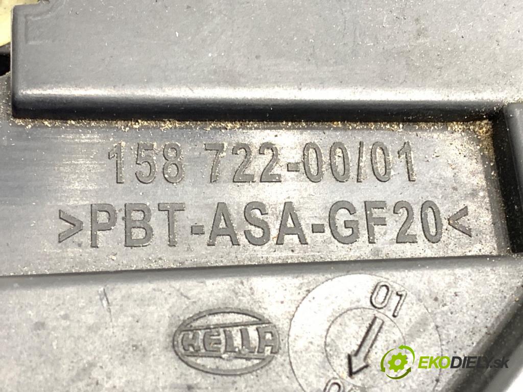 BMW E60 sedan 2003 125 kW 520 i 2171 světlomet pravý přední část 158722-00
