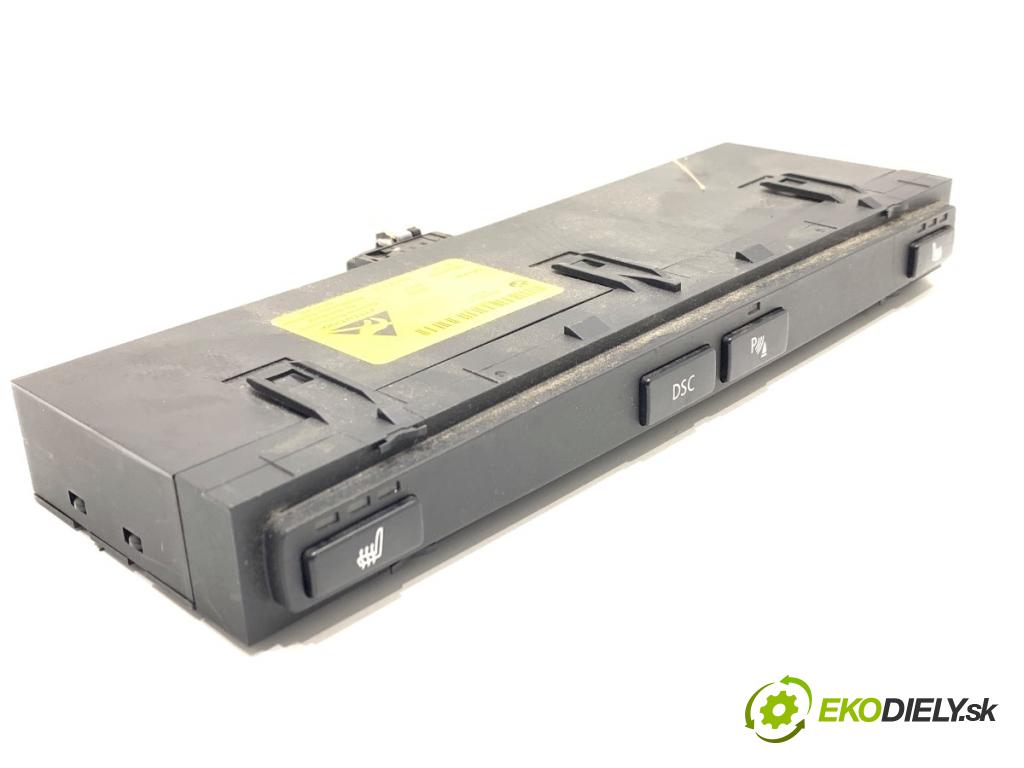 BMW E60 sedan 2003 125 kW 520 i 2171 Panel Prepínač ohrievania, vyhrievania sedačky 6938312