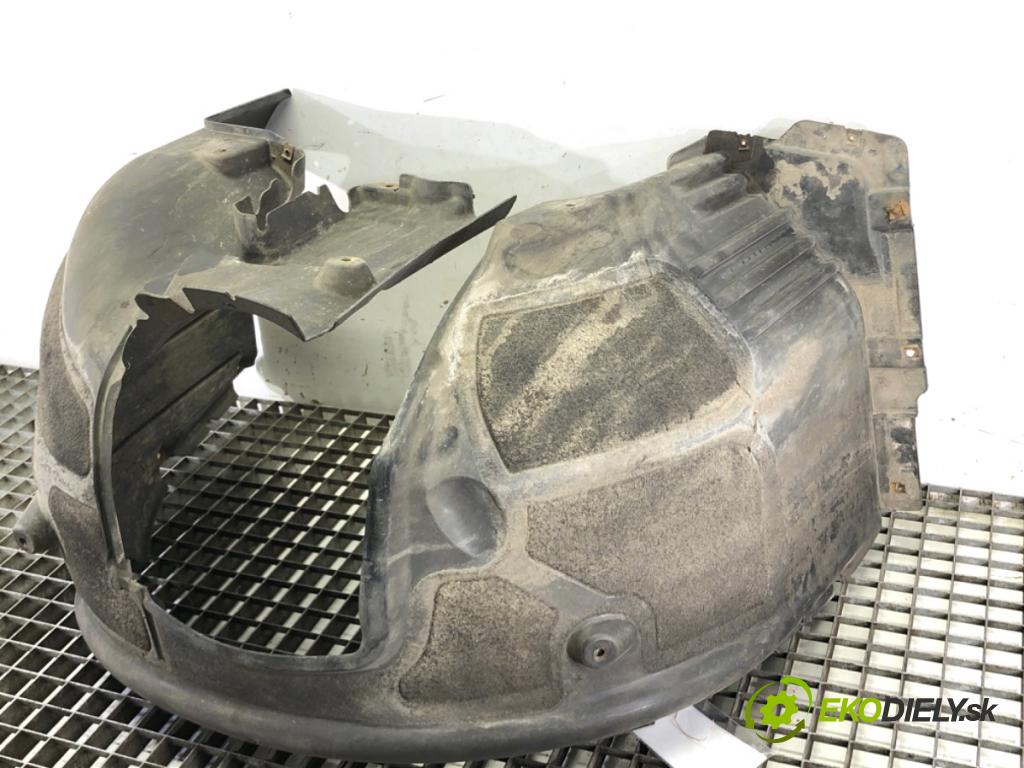BMW E60 sedan 2003 125 kW 520 i 2171 podblatník levý přední část 7033749