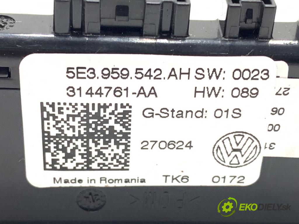 SKODA 2.0 TSI  2024 195 kW 2.0 TSI 195 kW [265 KM] benzyna 2023 - 1984 Modul volantu 5E3959542AH (Riadiaca jednotka ostatné)