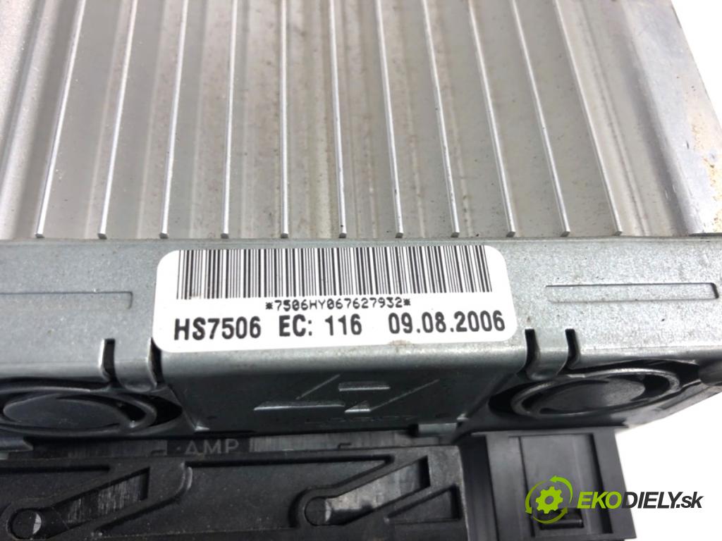 BMW E61 Kombi 2006 130 kW 525 d 2497 Zosilňovač  (Zosilňovač)