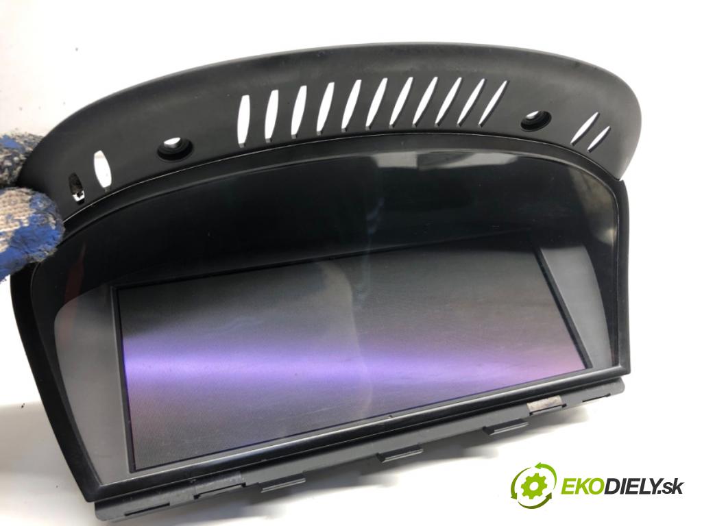 BMW E61 Kombi 2006 130 kW 525 d 2497 Dislpej 9114355 (Prístrojová doska)