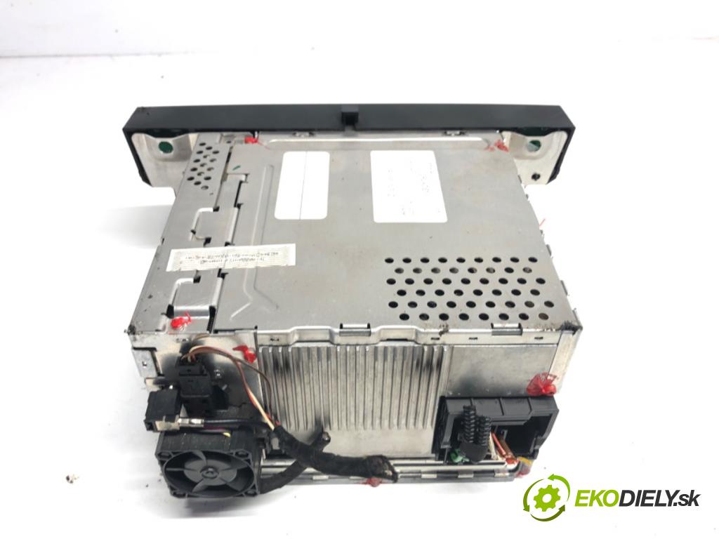 BMW E61 Kombi 2006 130 kW 525 d 2497 RADIO 6987689 (Audio zariadenie)