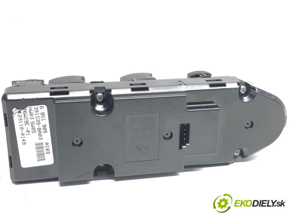 BMW E61 Kombi 2006 130 kW 525 d 2497 Prepínač okien 6951905 (Prepínacie páčky pod volantom)
