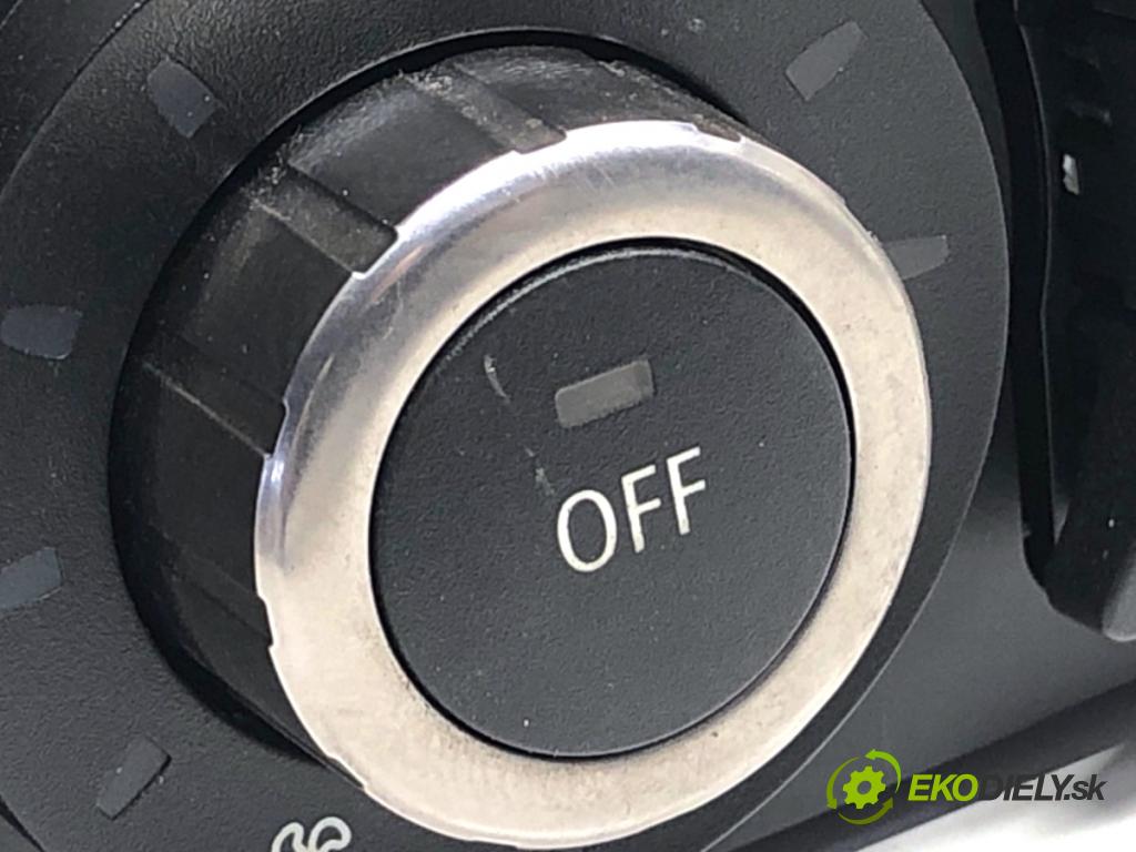 BMW E61 Kombi 2006 130 kW 525 d 2497 Panel ovládania kúrenia 9122398 (Prepínacie páčky pod volantom)