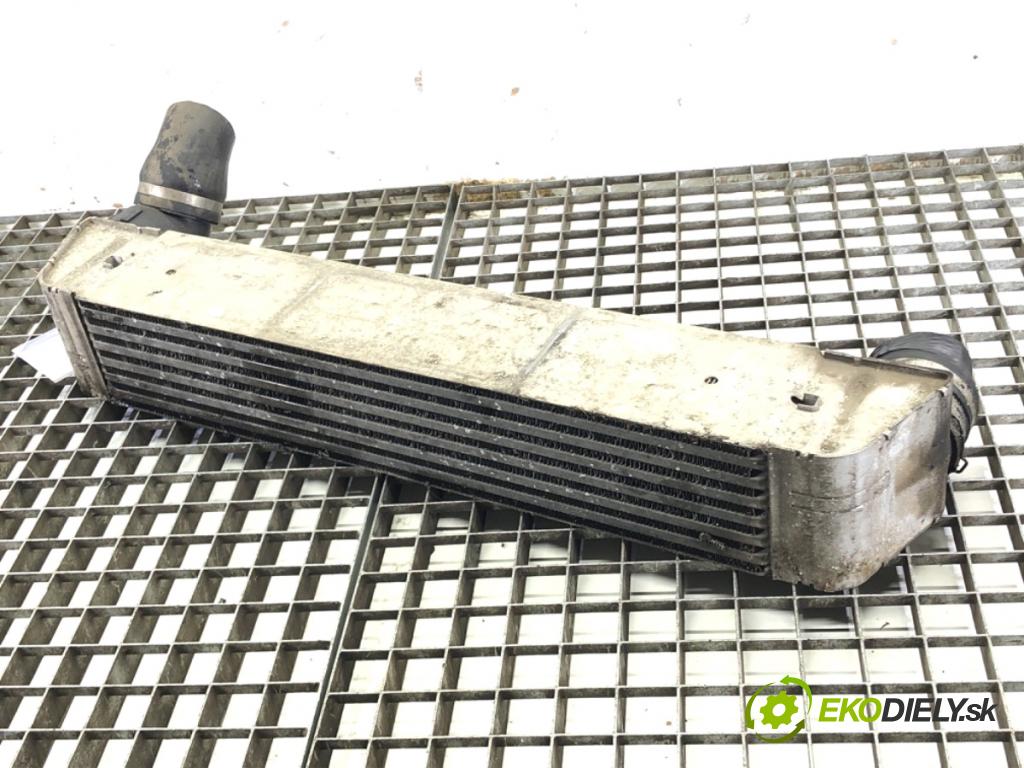 BMW E61 Kombi 2006 130 kW 525 d 2497 intercooler 7795823 (Intercooler (chladič nasávaného vzduchu))