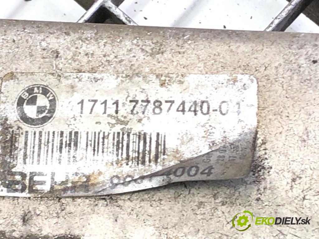 BMW E61 Kombi 2006 130 kW 525 d 2497 chladič vody 7787440 (Chladiče vody)