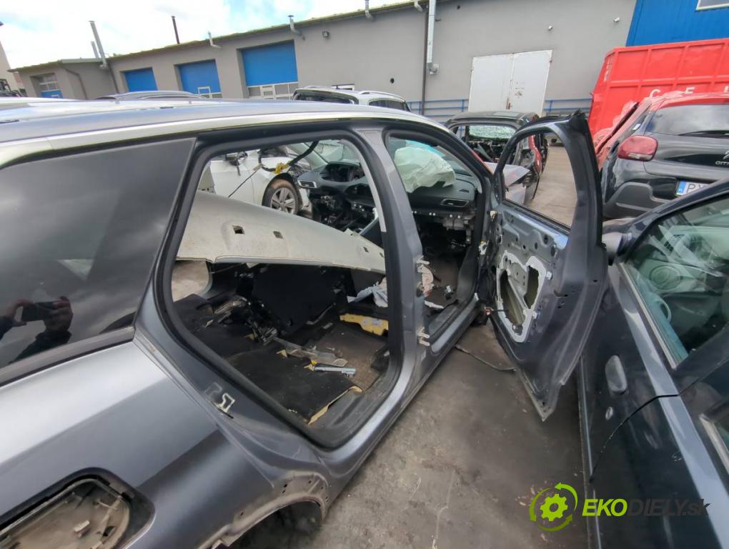 PEUGEOT 3008 SUV 2018 96 kW 1.5 BlueHDi 130 1499 KAROSERIA ČTVRŤÁK blatník zadní část levý pravý práh střecha PODŁUŻNICA levý pravý