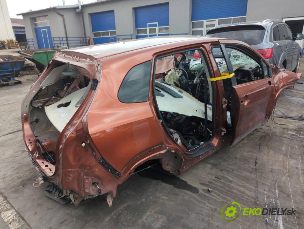 SUZUKI S-CROSS SUV 2024 95 kW 1.4 Hybrid AllGrip 1373 KAROSERIA ČTVRŤÁK blatník zadní část levý pravý práh střecha PODŁUŻNICA levý pravý 