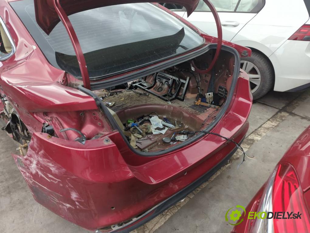 FORD MONDEO MK5 sedan 2014 130 kW 2.0 Hybrid 1999 KAROSERIA ČTVRŤÁK blatník zadní část levý pravý práh střecha PODŁUŻNICA levý pravý