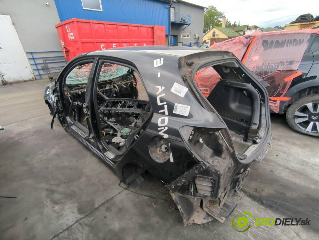 KIA RIO IV liftback 2017 73 kW 1.4 1368 KAROSERIA ČTVRŤÁK blatník zadní část levý pravý práh střecha PODŁUŻNICA levý pravý 