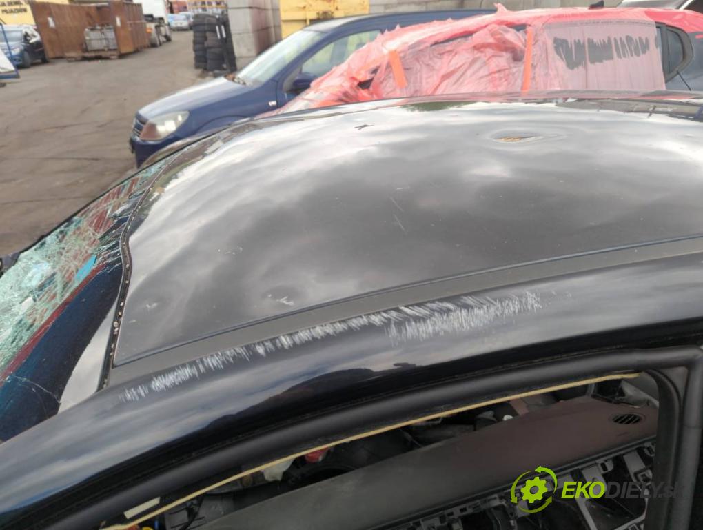 KIA RIO IV liftback 2017 73 kW 1.4 1368 KAROSERIA ČTVRŤÁK blatník zadní část levý pravý práh střecha PODŁUŻNICA levý pravý